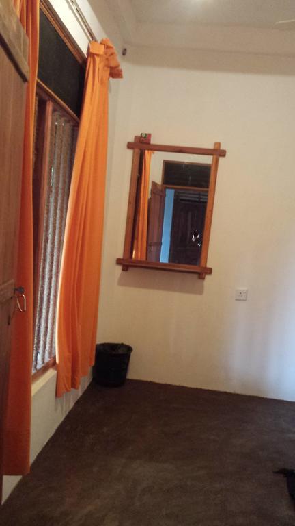 Yaye Guest House Тиссамахарама Экстерьер фото
